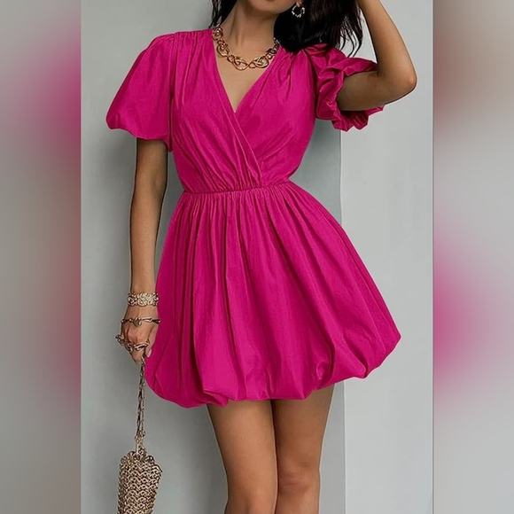 Mini Dress with Puffed sleeve - Picture 5 of 10